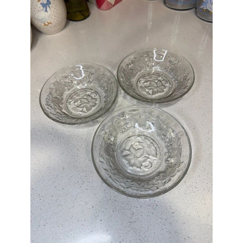 Princess House Fantasia Small 5.5” Glass Bowls